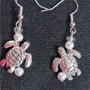 Silver Turtle Earrings